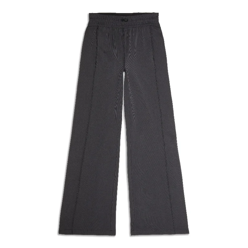 lapis shine pants -Ribbed Softstreme Mid-Rise Pant - Resale